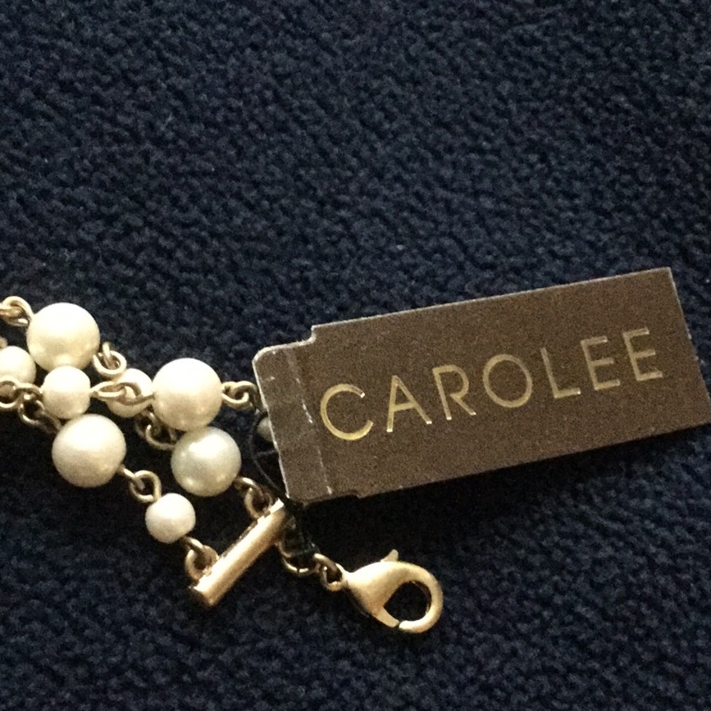 😍 Pretty Pearl Bracket 🌟 - Picture 3 of 5